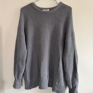 Old Navy Women’s Crewneck Sweater in Gray